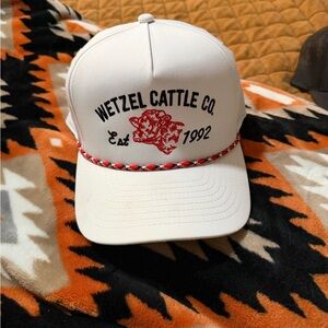 Koe wetzel hat